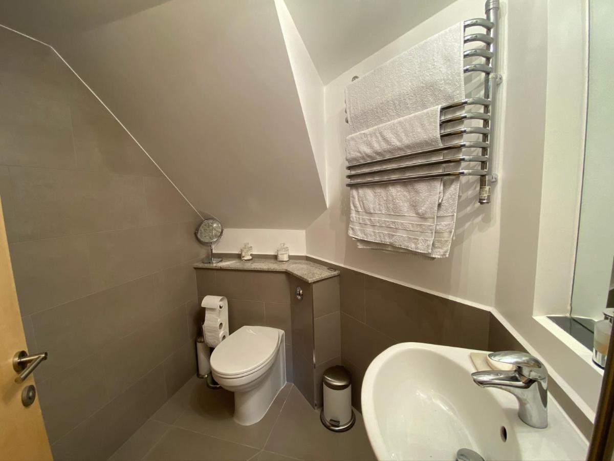 ロンドンA Sun Drenched Garden Flat In The Heart Of Fulhamアパートメント エクステリア 写真